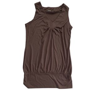 Isabella Rodriguez women’s brown top in large EUC